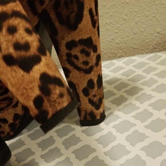F21 Cheetah Print Pumps - Picture 2 of 5